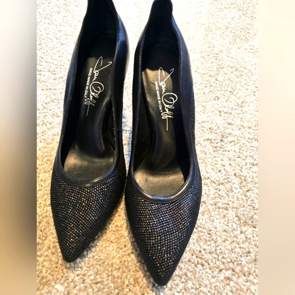 Joan Oloff Gorgeous Black Heel - Picture 1 of 10